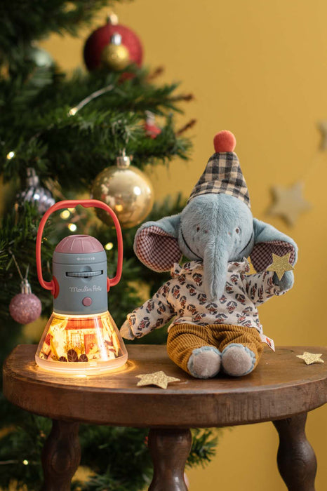 Lanterne à histoires - Les Minouchkas