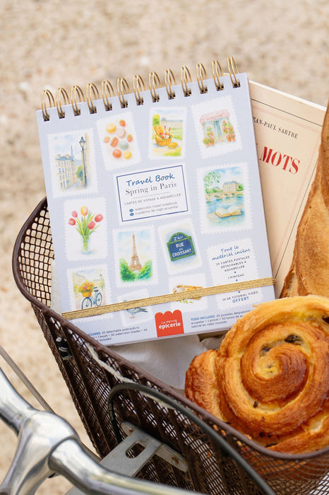Travel book - Spring in Paris